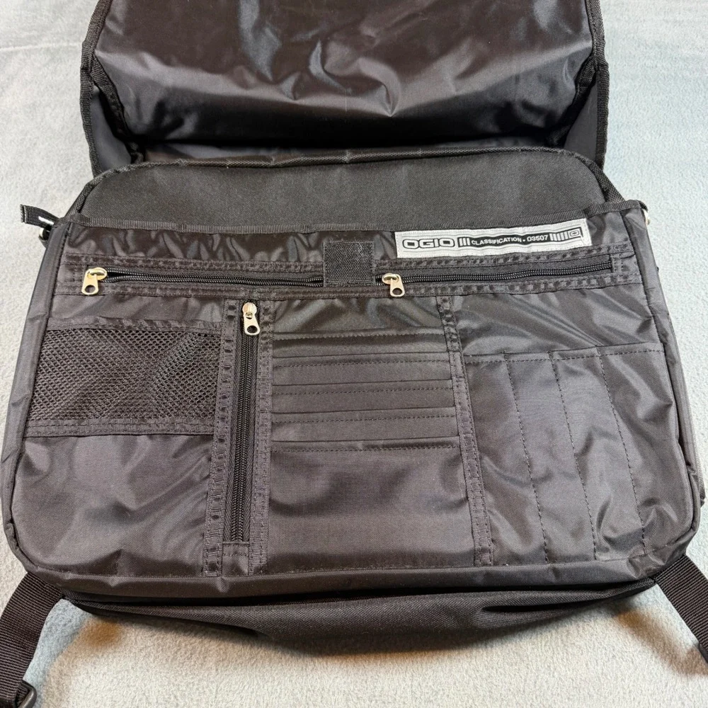 OGIO Black Messenger Bag Audio Pocket Laptop Briefcase PNM Logo 03507